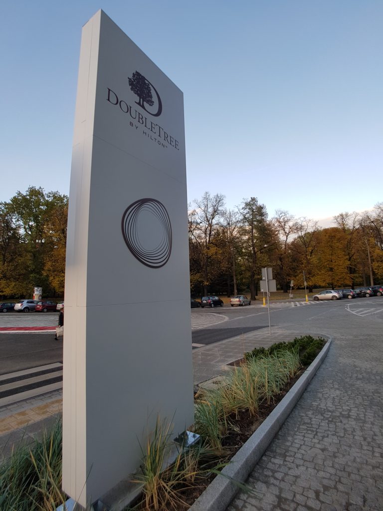 DoubleTree by Hilton Hotel, Wrocław - logo hotelu